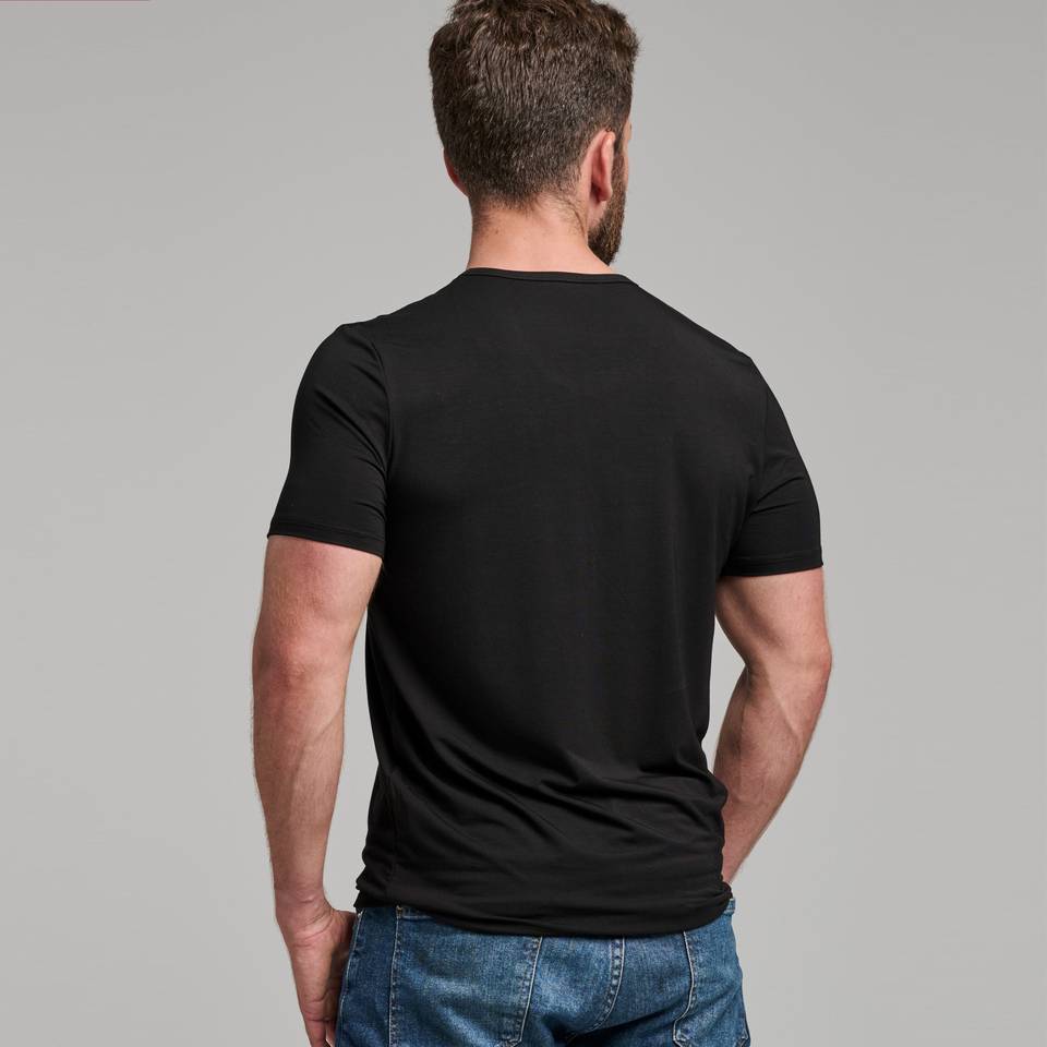 BAMBUSA T-shirt med rund hals, sort