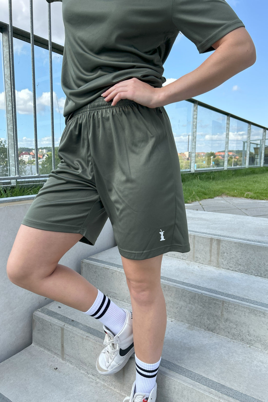 NoWayBack - Shorts - Lark green