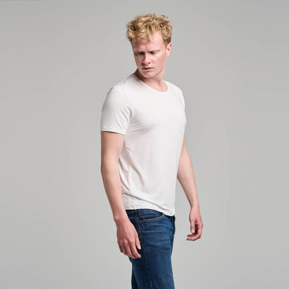 BAMBUSA T-shirt med rund hals, hvid